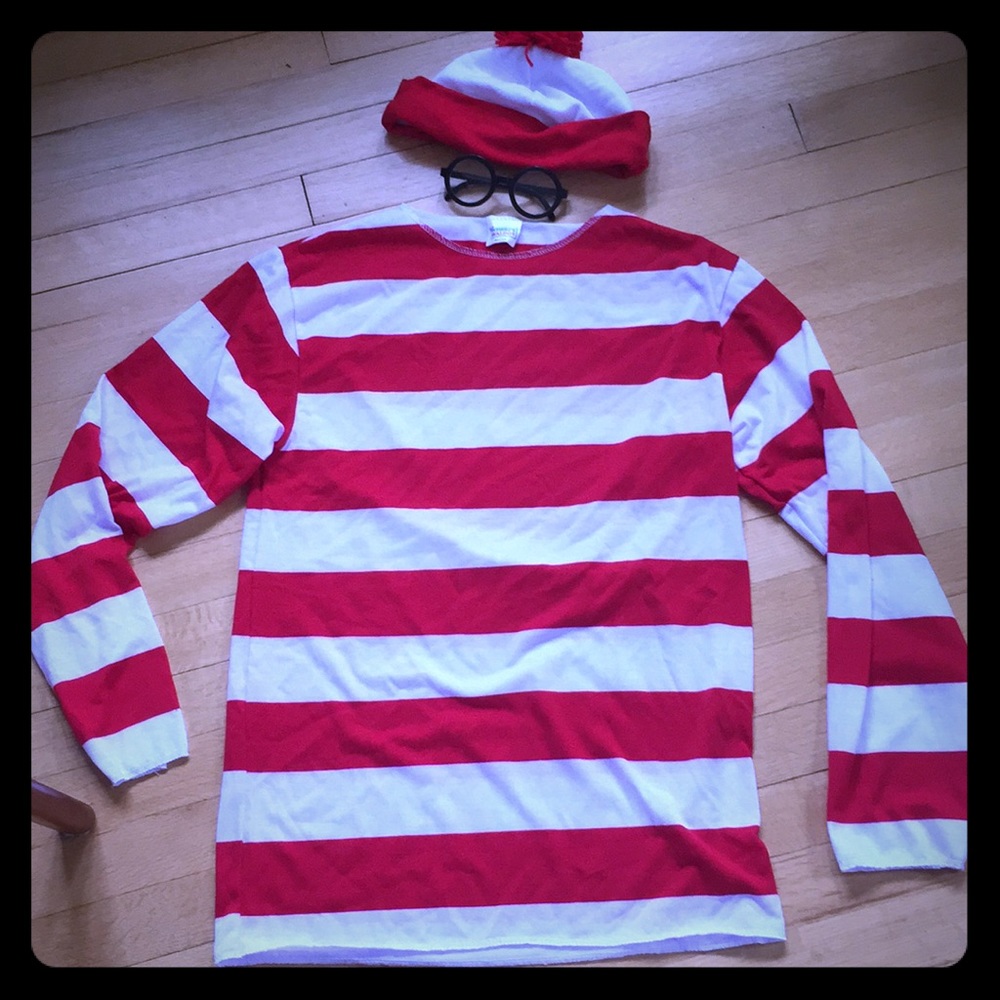 Where’s Waldo Halloween costume